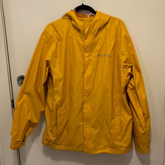 Columbia brand rain jacket/wind breaker, women’s size Large - Picture 3 of 6
